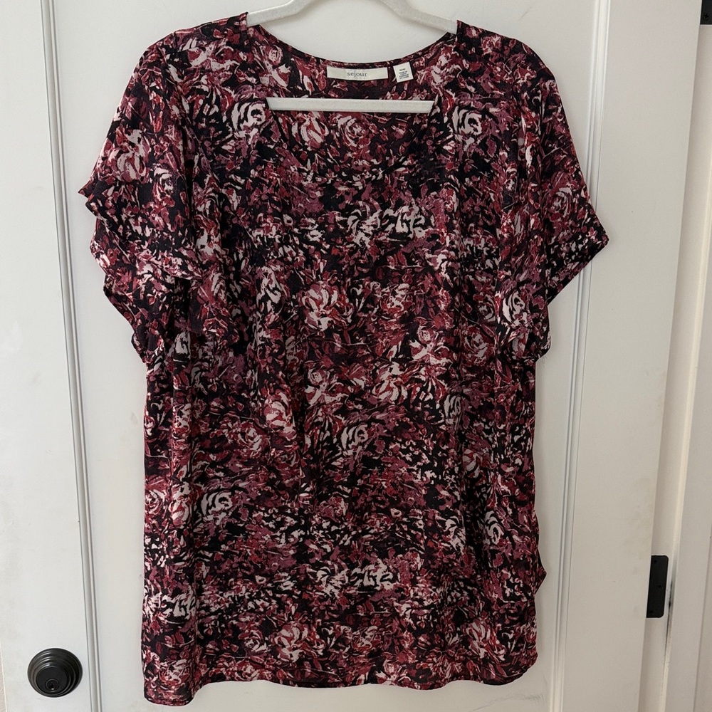 Sejour black and pink floral top 16W